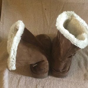 Shoes - Women’s size 10 Shoes - Women’s size 10